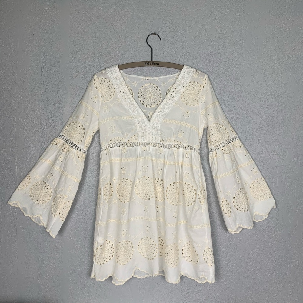 Eyelet boho style bell sleeve cotton blend tunic